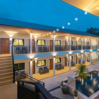 The Chu’s Boutique Hotel Hotels near Khuk Khak Beach - หาดคึกคัก