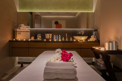 Spa Al Khoory Courtyard Hotel Photo