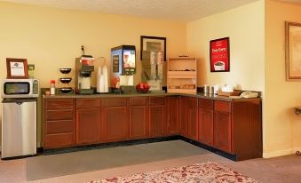Gold Star Inn & Suites - Housity