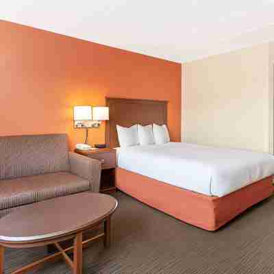 AmericInn by Wyndham Calumet Rooms