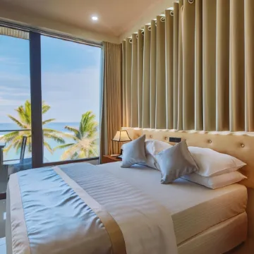 Отель Lonuveli Отели рядом с достопримечательностью «Grand Friday Mosque»