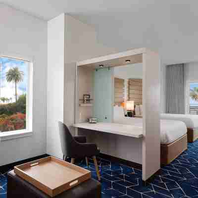 SpringHill Suites San Diego Oceanside/Downtown Rooms