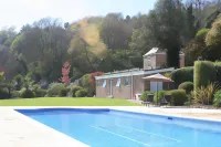La Haule Manor - 5-Star