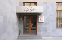 14 Floor Hotel Hotels in 