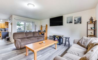Olympic Peninsula Vacation Rental 1 Mi to Water
