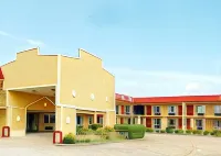 Econo Lodge Hotels in Collegedale