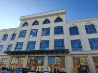 Fangdong Xia Liang Ge Apartment (Tielu Street) Hotels near Heihe University