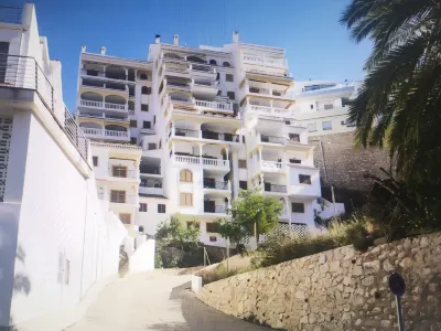 Apartment with Panoramic Frontal Sea Views
