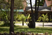 Seabo Luxury Self-Catering Apartments Hotels near Temogo Safari