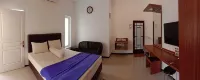 Sultan Guesthouse Hotels in Pagerwojo