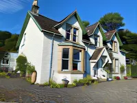 Glenaros Lodge Hotels near Walk Highlands - Isle of Ulva