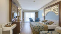 J'Adore Deluxe Hotel & Spa