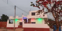 Hotel Neel Dipayan - parking