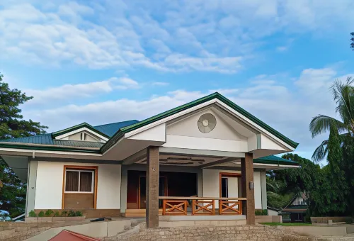 McKinley Grand Marina Hotel and Resort Hotel a Guihulngan