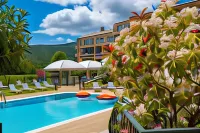 Domaine les Sources de Dieulefit Hotels in Le Poët-Laval