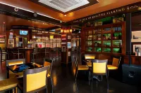 The Hyde - at Dunning's Bar - bar
