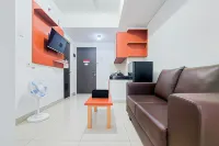 Warm and Minimalist 2Br at Serpong Garden Apartment by Travelio Hotel dekat Paradise Dreamland