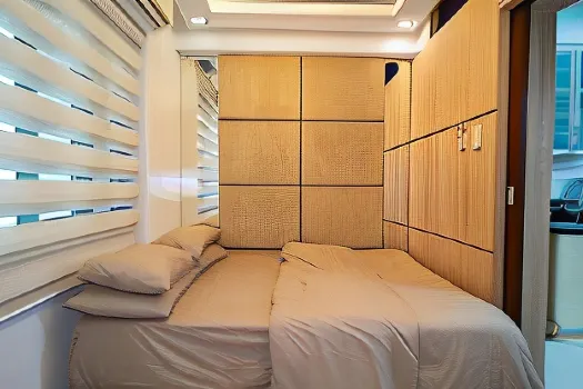 A2J Executive Studio Near Venice Mall BGC Taguig Hotels near The Venice Luxury Residences