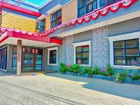 RedDoorz Near Alun Alun Slawi