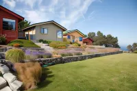 Cottages at Little River Cove فنادق في Elk