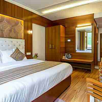 Pristine Inn Manali Rooms