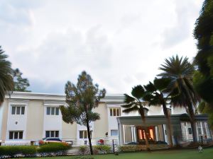 Poppys Vista Hotel