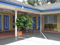 Blue Violet Motor Inn Hotels in East Toowoomba
