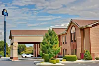 Days Inn & Suites by Wyndham Louisville SW Hotels in Shively