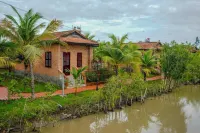 Casa Eco Mekong Resort Hotels near Nhà Thờ Giáo Xứ Hải Sơn