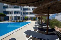 Galdana Gardens - piscina