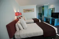 SureStay Hotel by Best Western the Clarence on Melville
