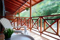 Point Break Santa Teresa Hotels in Cobano