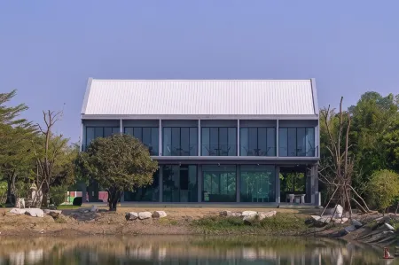 BananaHill Отели в г. Kamphaeng Phet