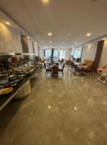 拉拉奧林波斯膳宿公寓