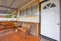 Tamworth Lodge Motel Hotels in Tamworth