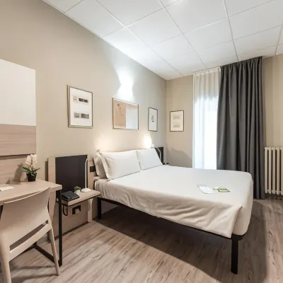 Hotel Gran Torino Hotel berhampiran Muzium Kereta
