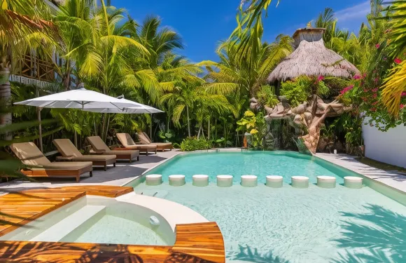 Muunek 精品藝術水療酒店