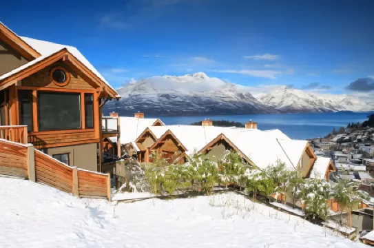 Commonage Villas by Staysouth