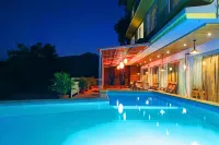 Lake View Resort Lonavala Hotels in Kurvande
