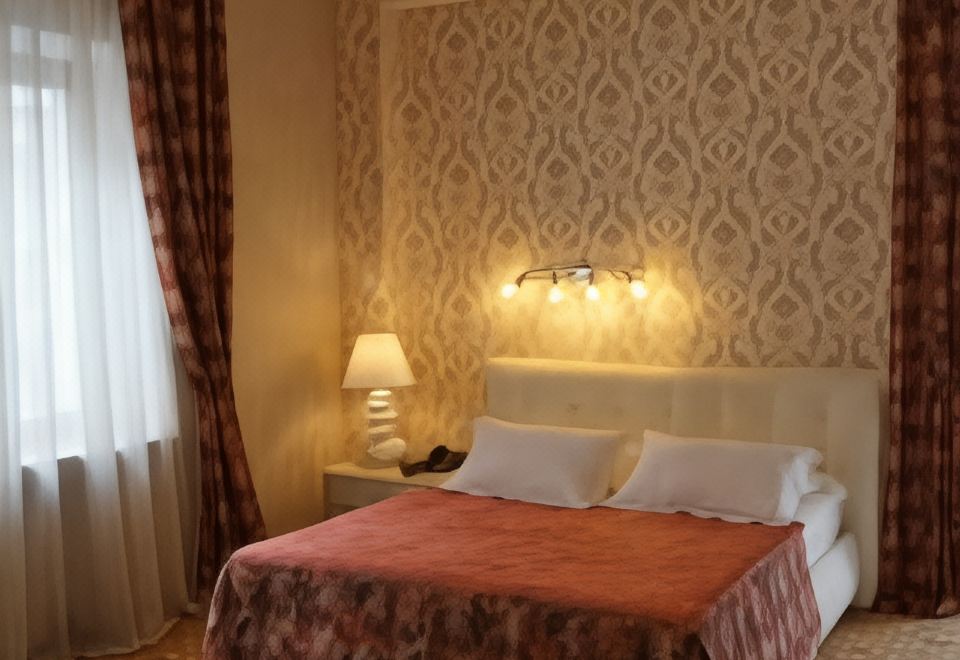 Renaissance Hotel
