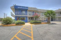 Motel 6 San Antonio, TX - Fort Sam Houston Hotels in San Antonio