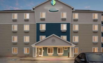 WoodSpring Suites Conroe