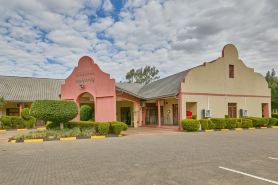 Cresta Marang Gardens Hotel