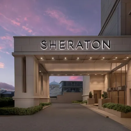 Sheraton Istanbul Levent Отели рядом с достопримечательностью «Парк Бебек»