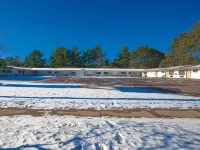 Love Hotels Tomahawk by OYO at Lake Mohawksin WI Hotels in Tomahawk