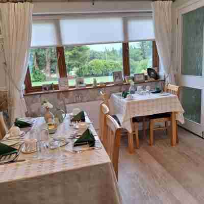 Moher House Dining/Meeting Rooms
