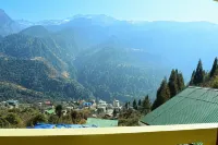 Rufina Lachung De'Crown Hotels in Lachung