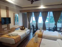 Golden Peaks Hotel & Restaurant