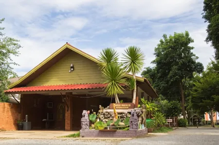 Buasawan Resort & Restaurant