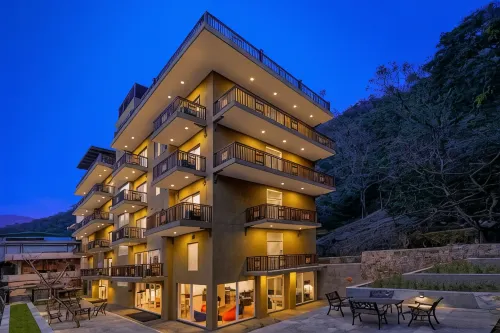 Bedzzz Rishikesh by Leisure Hotels Hotels in Деградун